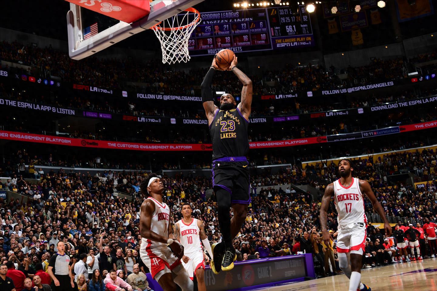 开云-NBA夺冠概率更新！火箭0.4%湖人骑士遭低估 4队超10个百分点领跑